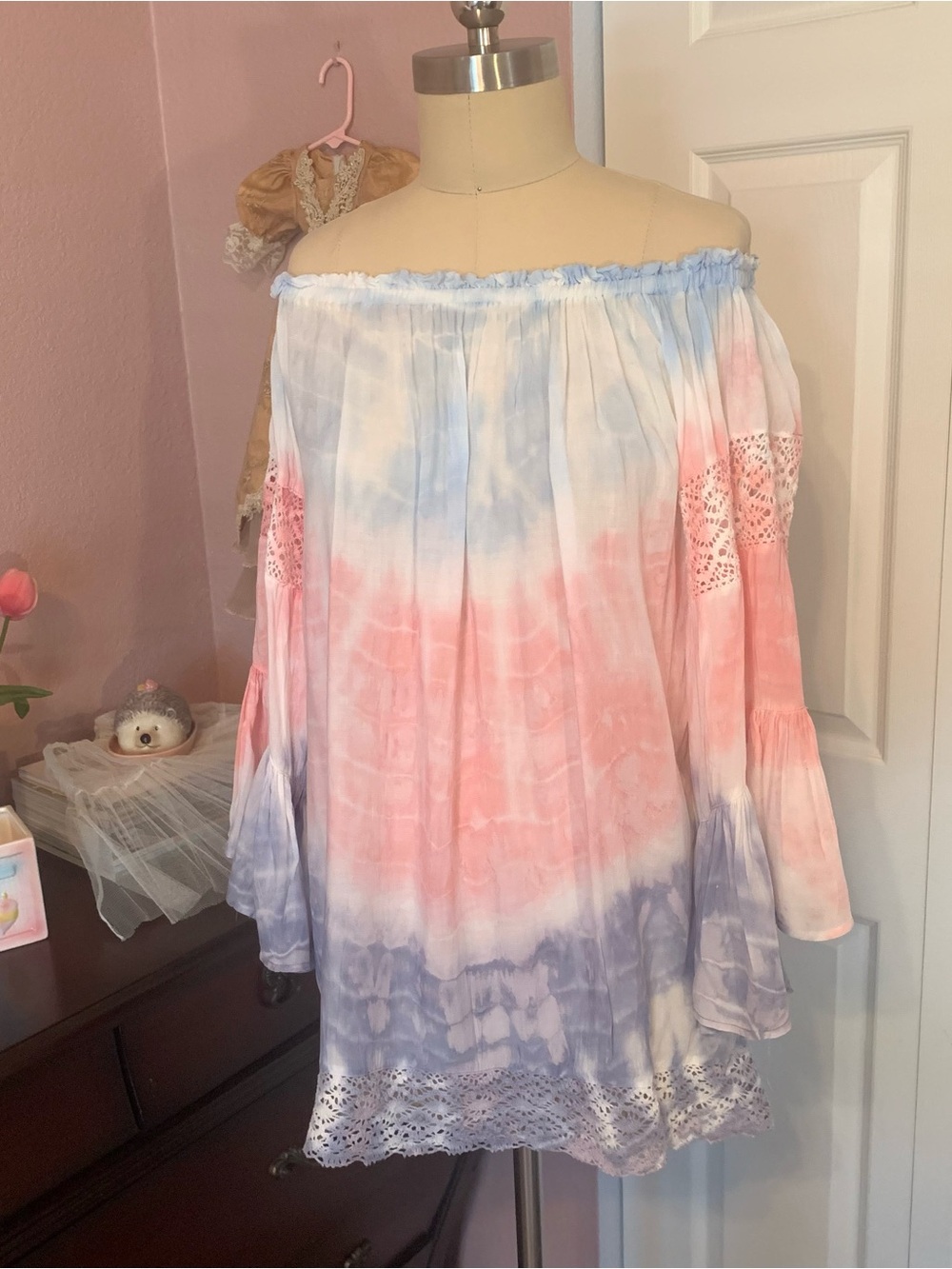 SURF GYPSY White Blue Pink Tie-Dye Boho Peasant Blouse